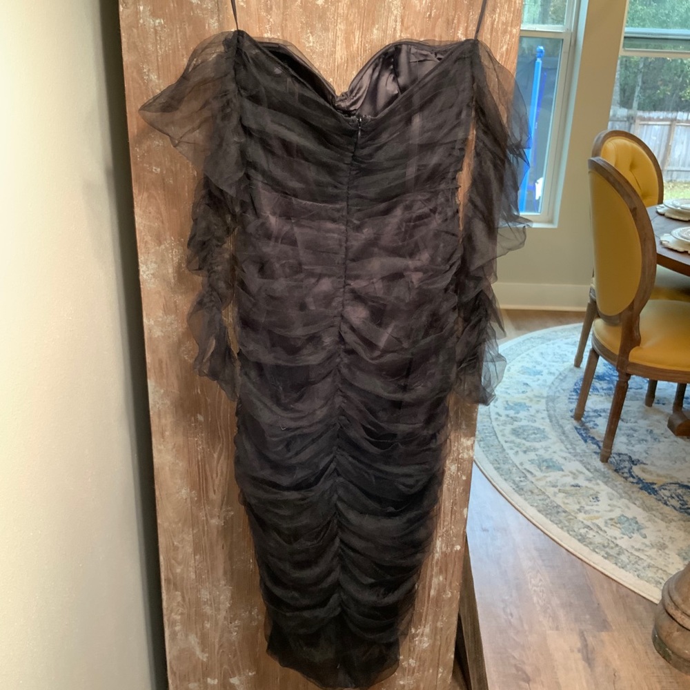 Dress - Picture 2 of 3